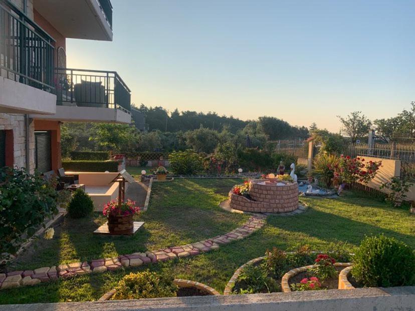 Dora'S Garden Villa Alexandrupoli Exteriér fotografie